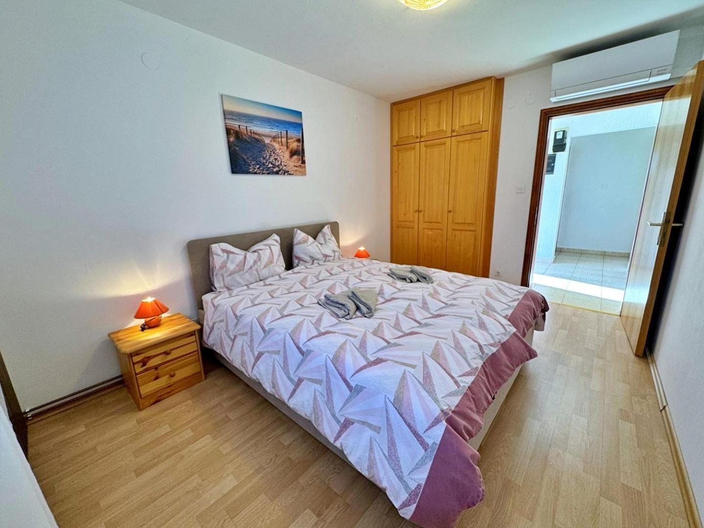 Apartments Pavle Malinska Luaran gambar